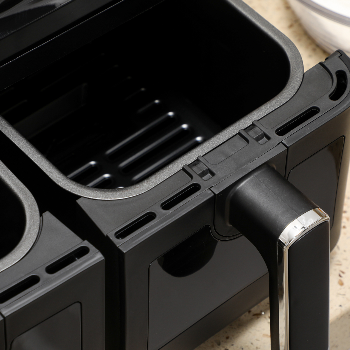 Dual Air Fryer 8L Family Size w/ 2 Basket 8 Presets Cookbook Timer 2500W - Image 7